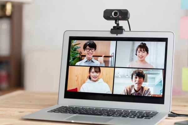 プログラミングを通して会話力を身に付ける