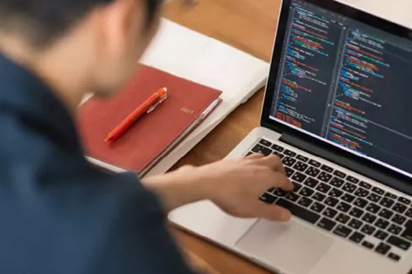 オンラインメインでの自分らしい高校生活