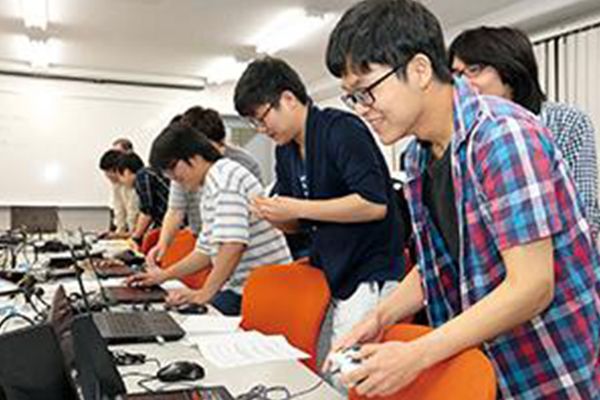 ECCコンピュータ専門学校との合同文化祭