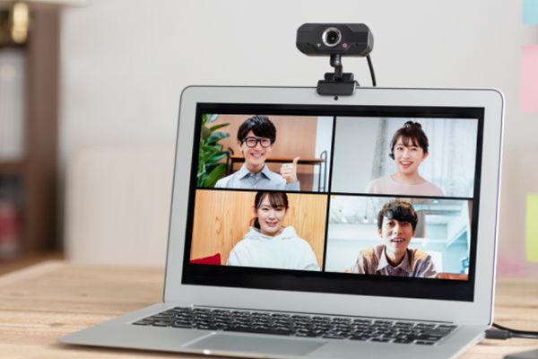 プログラミングを本格的に学べる学校生活