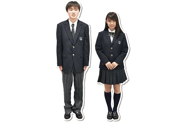 冬服は知的、夏服は爽やかな雰囲気の制服