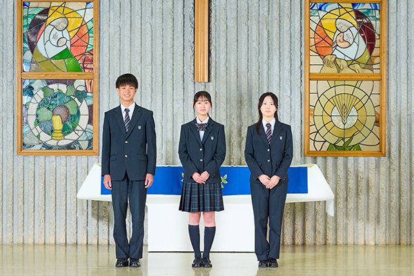 全日制と同じ制服を着て落ち着いた学校生活