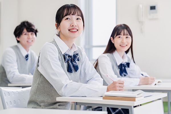 専門併修コースで美大進学を目指せる