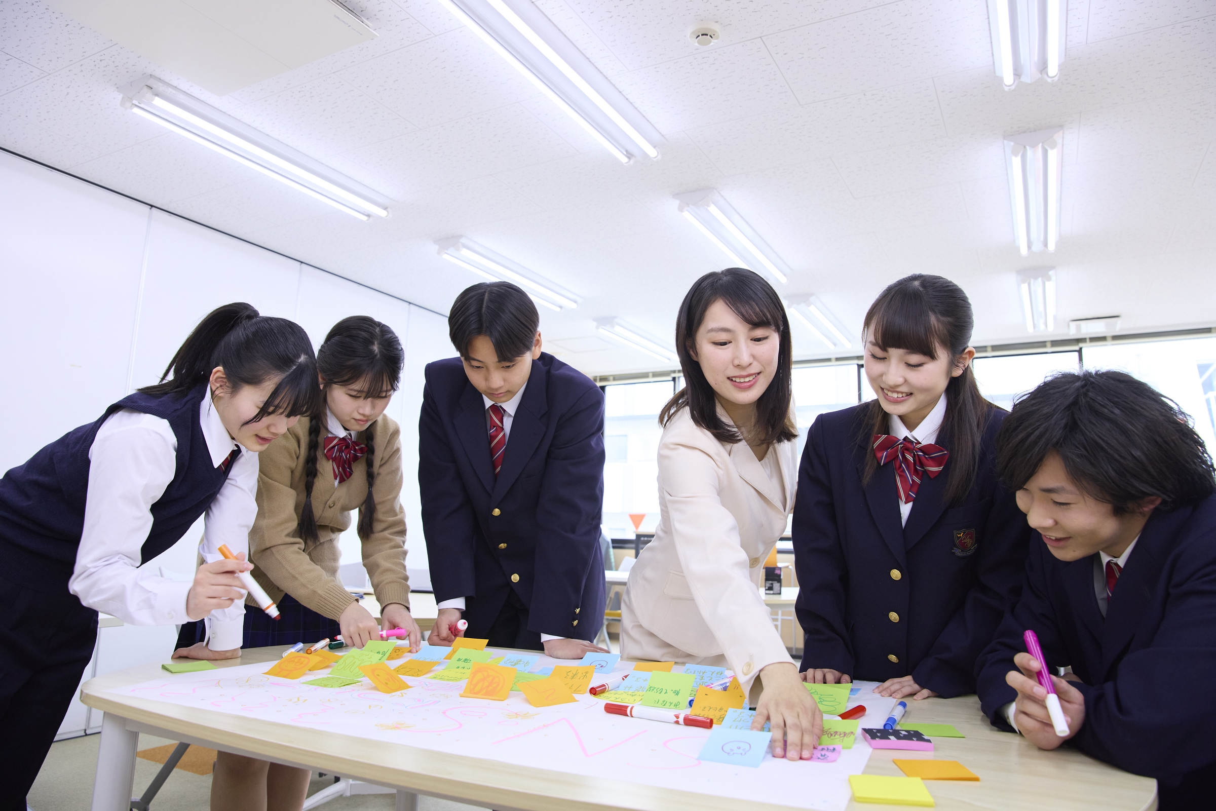 ゲーム感覚で楽しく学び、仲間と成長できる