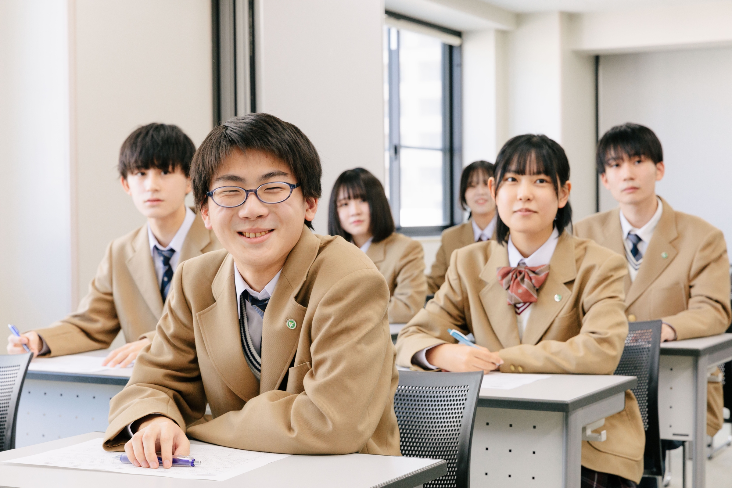 未来高等学校