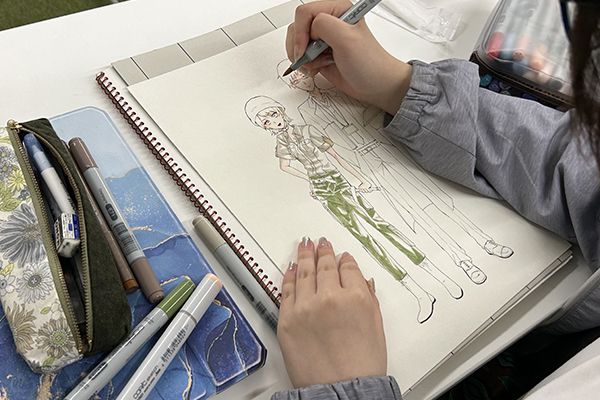 本格的に「描く」ことに没頭できる毎日