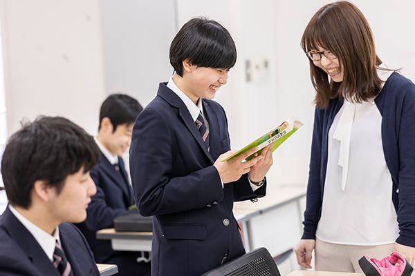 同じ夢を持つ仲間と、大学合格を目指す