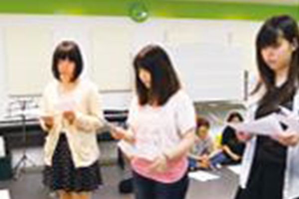 業界デビューを本気で目指せる学校生活