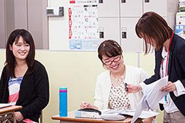 同グループの語学学校で英語力を鍛える