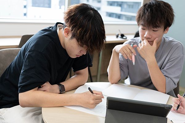 オンラインと対面で、仲間と「好き」を共有