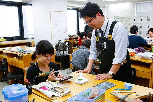 大好きなジュエリーに没頭できる学校生活