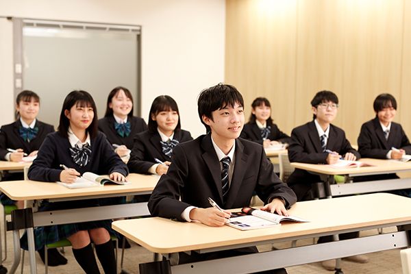 専門教育30年のノウハウで画力を極める