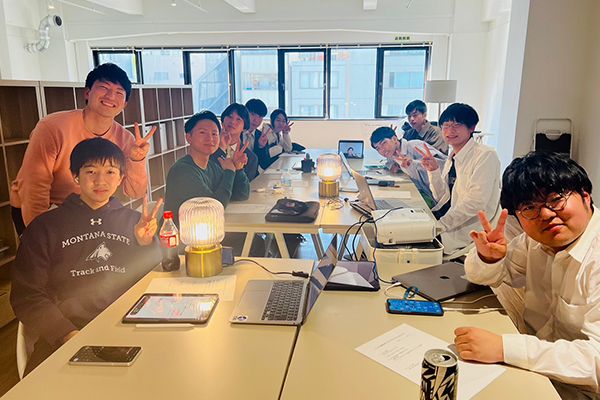 トレンドの発信地「原宿」で仲間と学ぶ