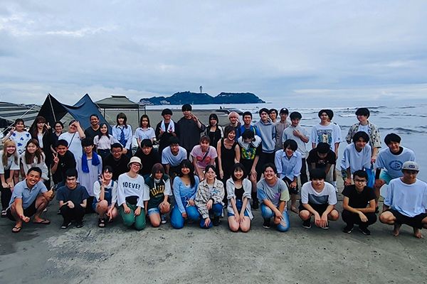 湘南地域と連携した課外活動が最大の特徴