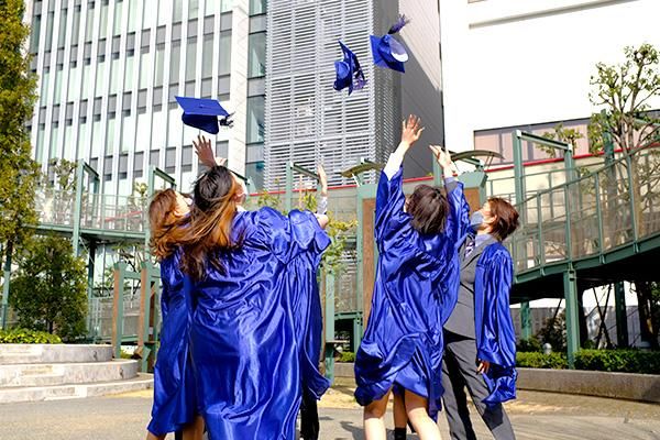 東京・横浜・金沢にある校舎で英語を学ぶ