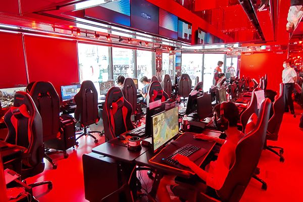 ゲーム業界で活躍できる人材を育成する学校