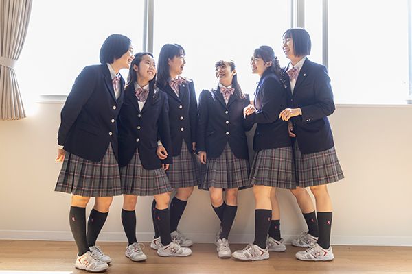 週５日制服を着て楽しくキャンパスに通学