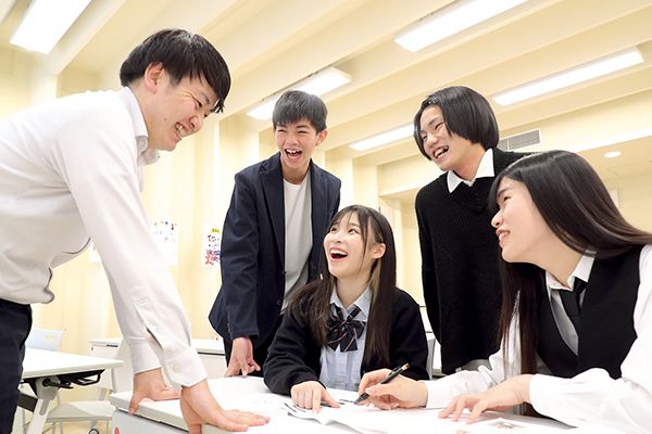 クラスの仲間と学びつつ好きを極めたい人へ