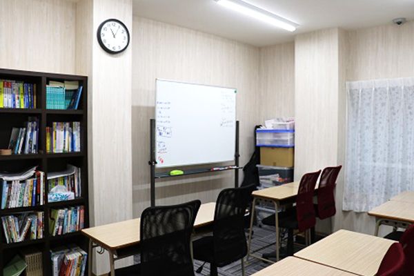 毎月2日程度のスクーリングで卒業を目指す