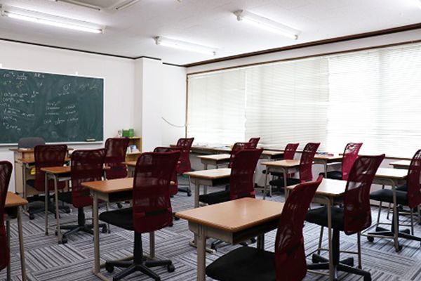 専門教育で将来の役に立つ資格を取得