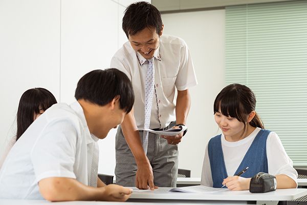 登校日数は年度の途中でも変更できる