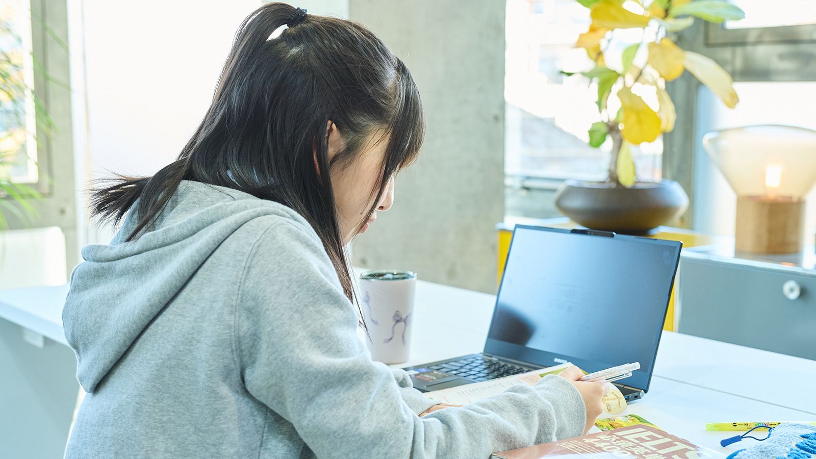 オンラインで効率よく受験勉強ができる学校